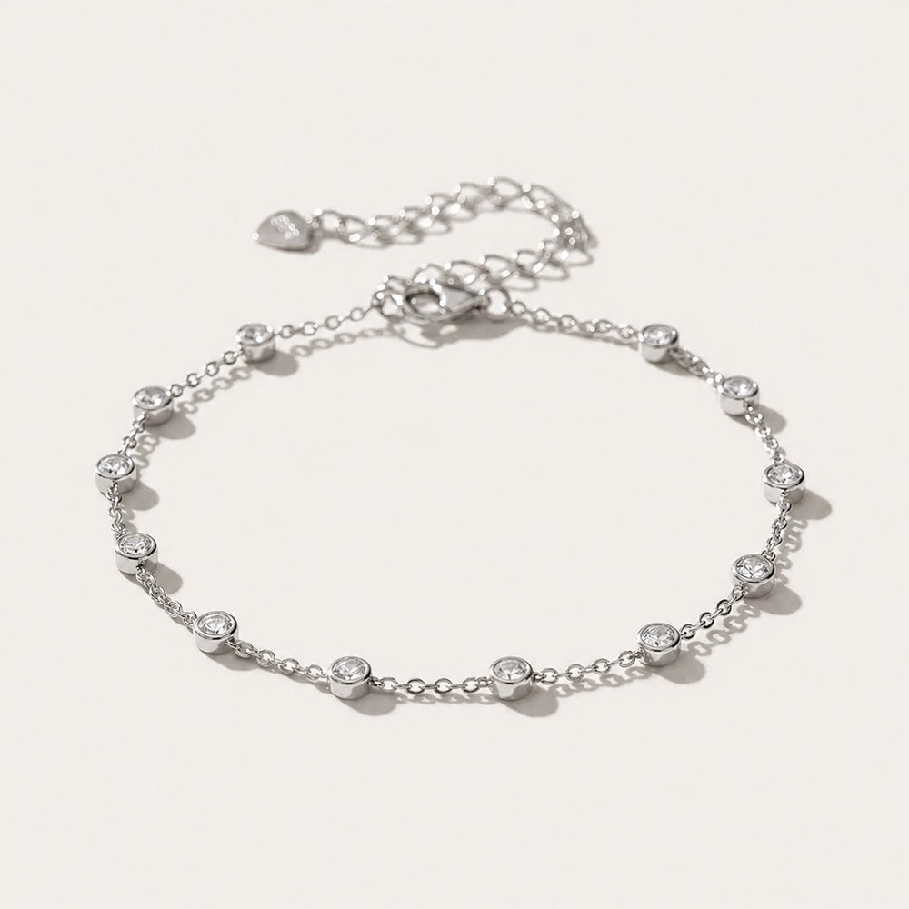 Cascade - Armband med moissanitstenar längs kedjan
