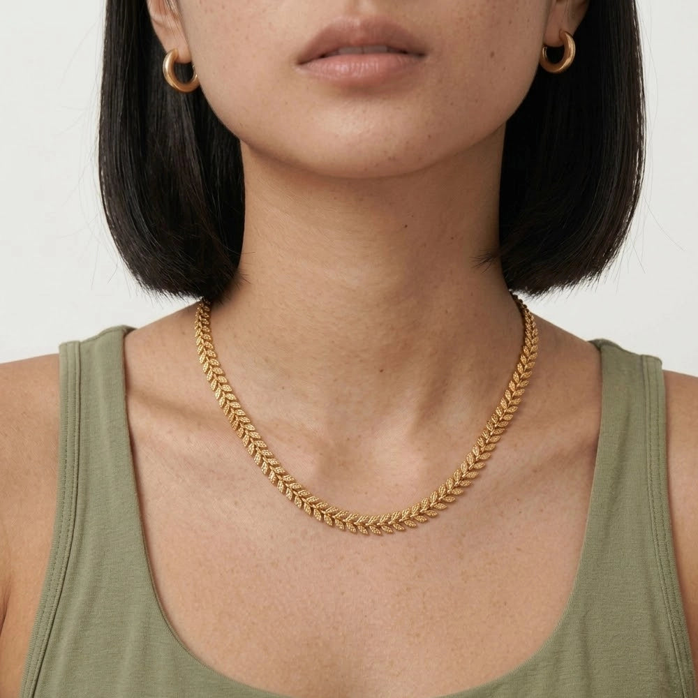 Madeline - Halsband med sammanlänkade löv