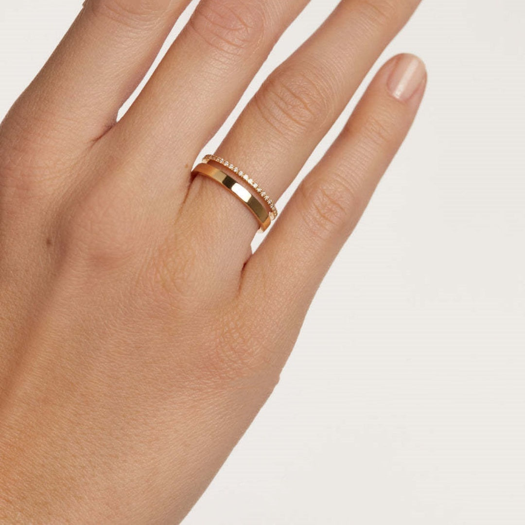 Dotted Diamond - Dubbeldesignad ring med stenar