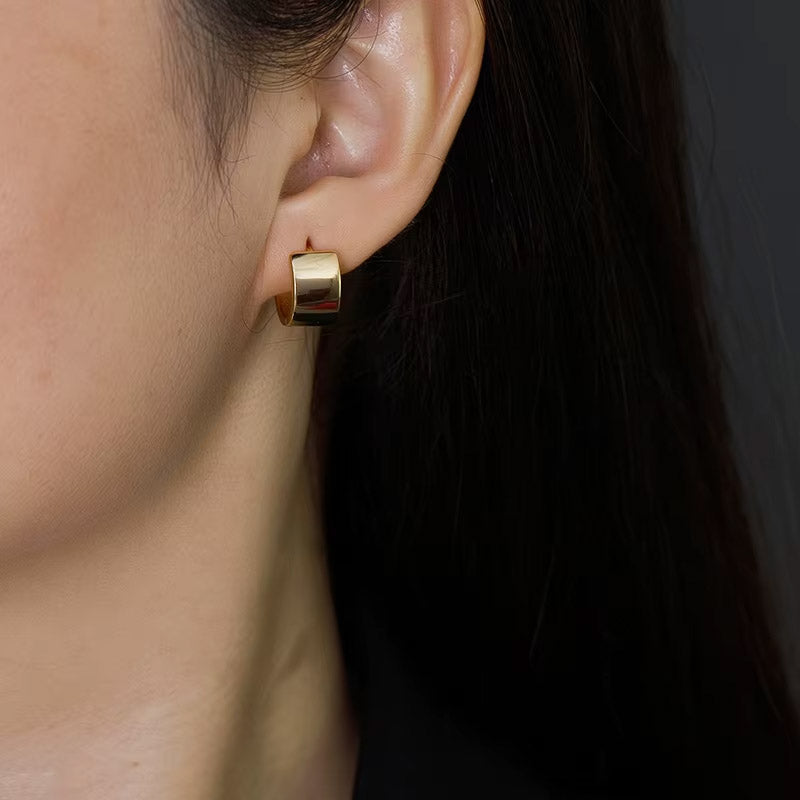 Aska - Huggies med modern design