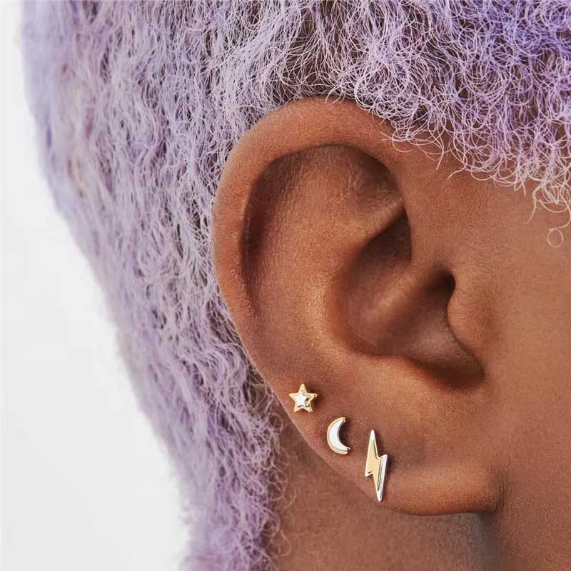 Astral - Studs med kosmiskt motiv i trepack