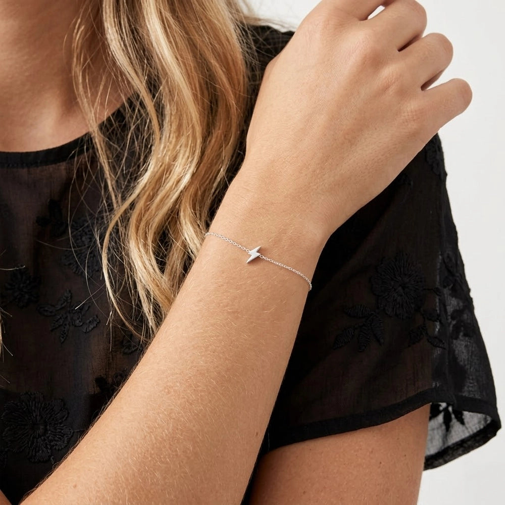 Blixtra - Armband med blixt