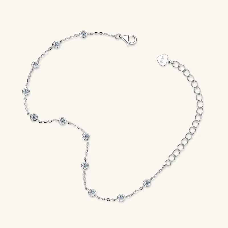 Cascade - Armband med moissanitstenar längs kedjan