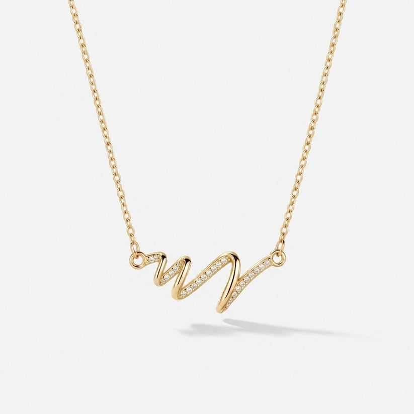 Curvy – Halsband med vågformat hänge