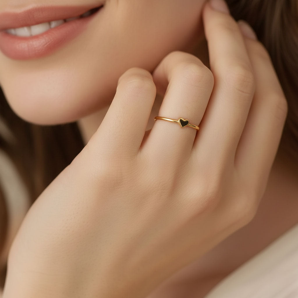 Gigi - Justerbar ring med litet hjärta