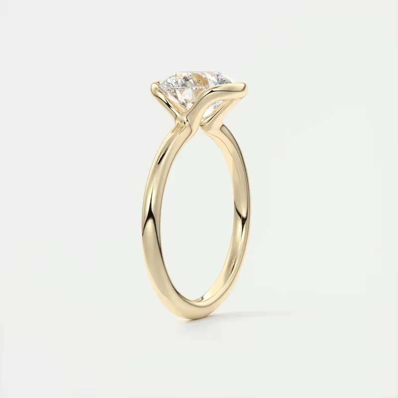 Imperial - Ring med moissaniteinfattning
