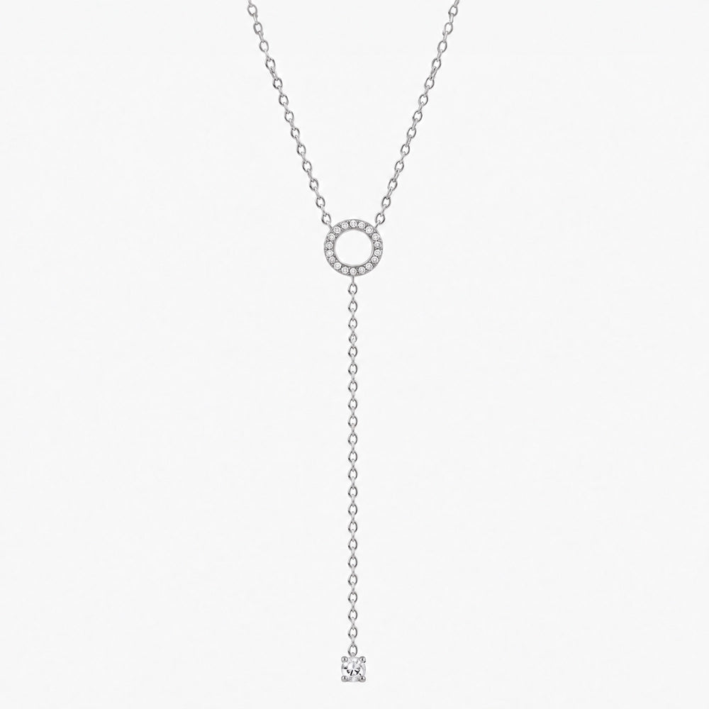 Kajsa – Halsband med längre hängsmycke