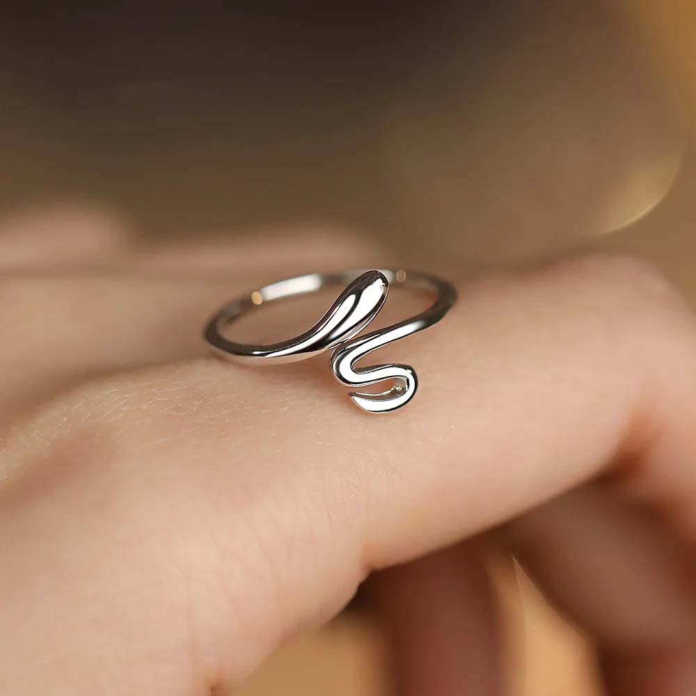 Kira - Justerbar ring med ormmotiv