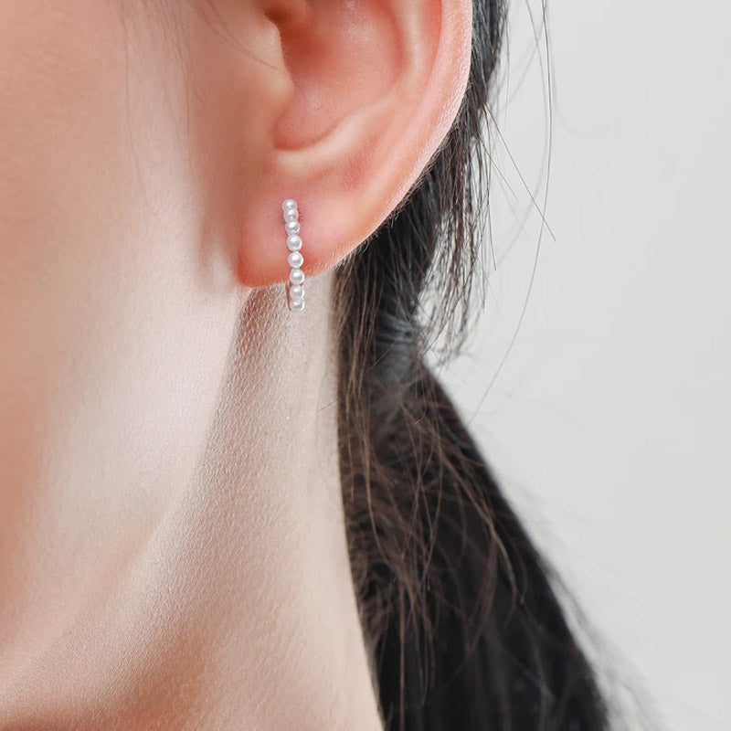 Lilja - Hoops med flera pärlor