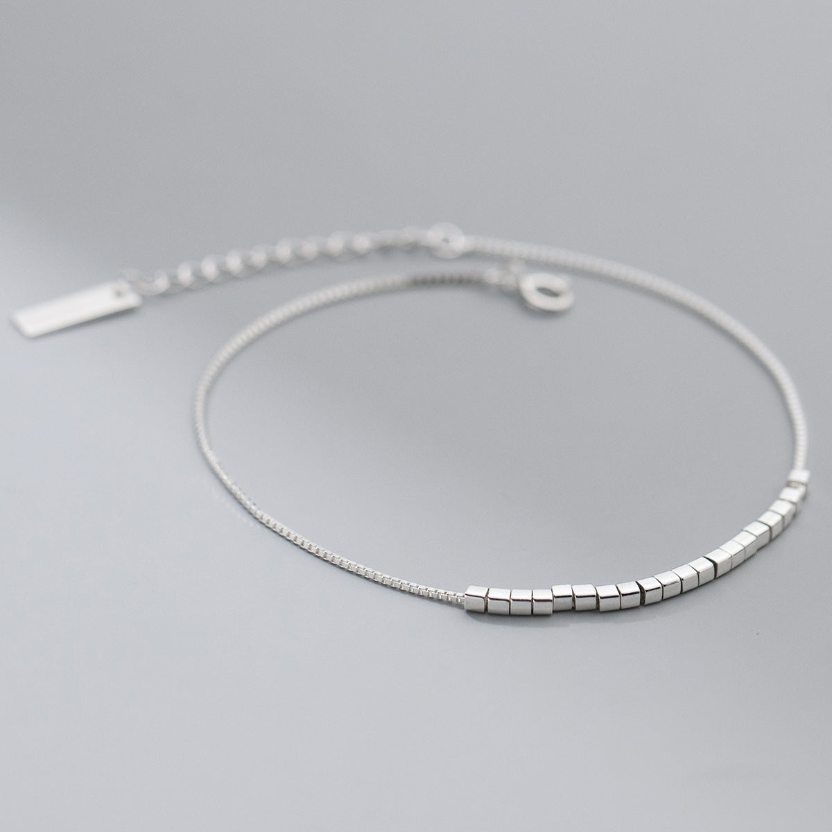 Linn - Fotlänk i minimalistisk design