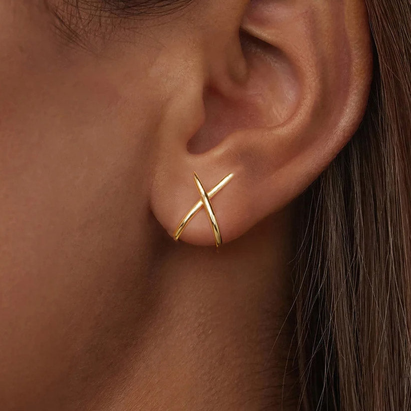 Loomi - Studs med kryssdesign