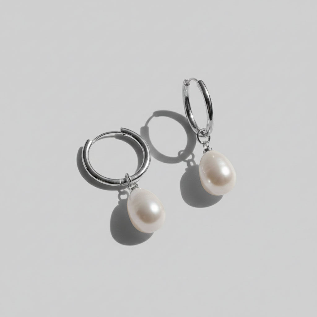 Lumo Pearl - Stilrena pärlörhängen