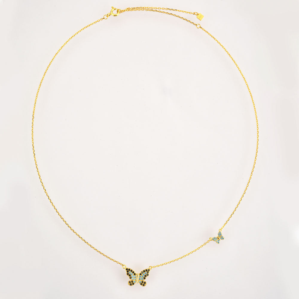 Pandora - Halsband med fjärilshängsmycke