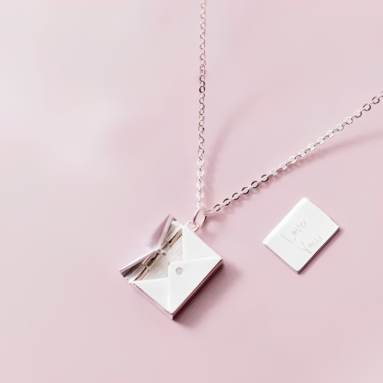 Secret Message - Kuverthalsband med meddelande