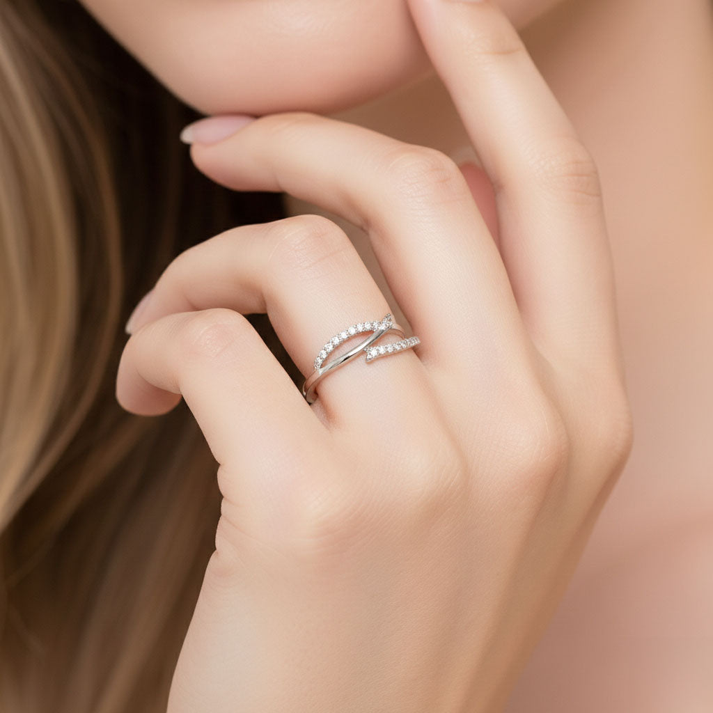 Sivra - Justerbar ring med böljande form