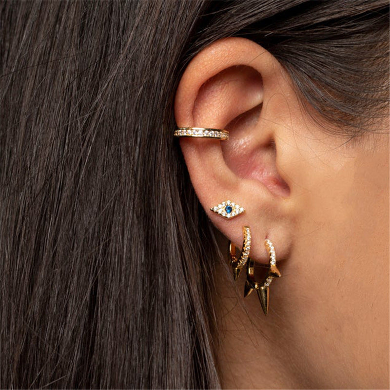 Spike - mindre hoops med punkdesign