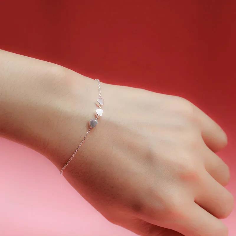 Spirit - Armband med tre hjärtan