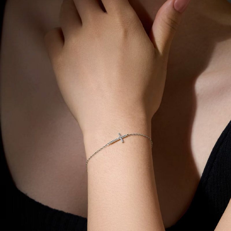 True - Armband med kors