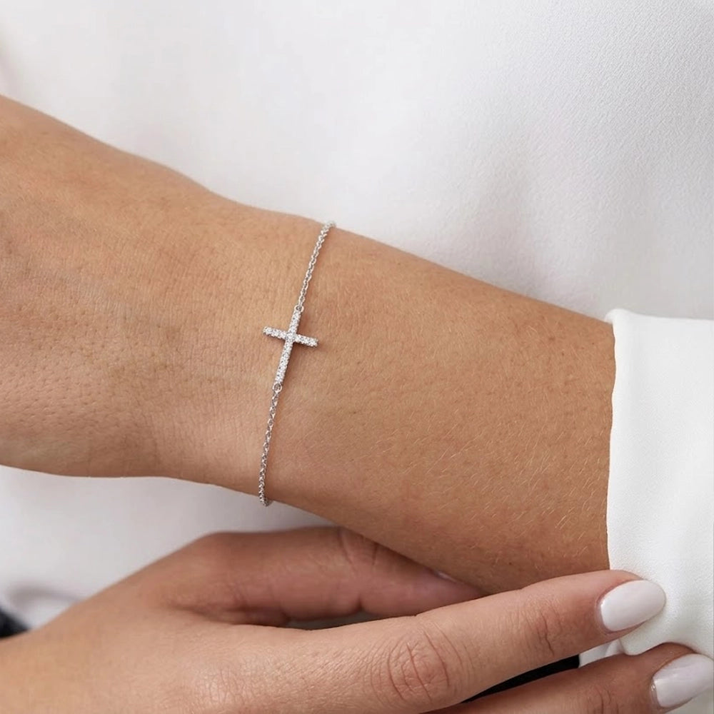 True - Armband med kors