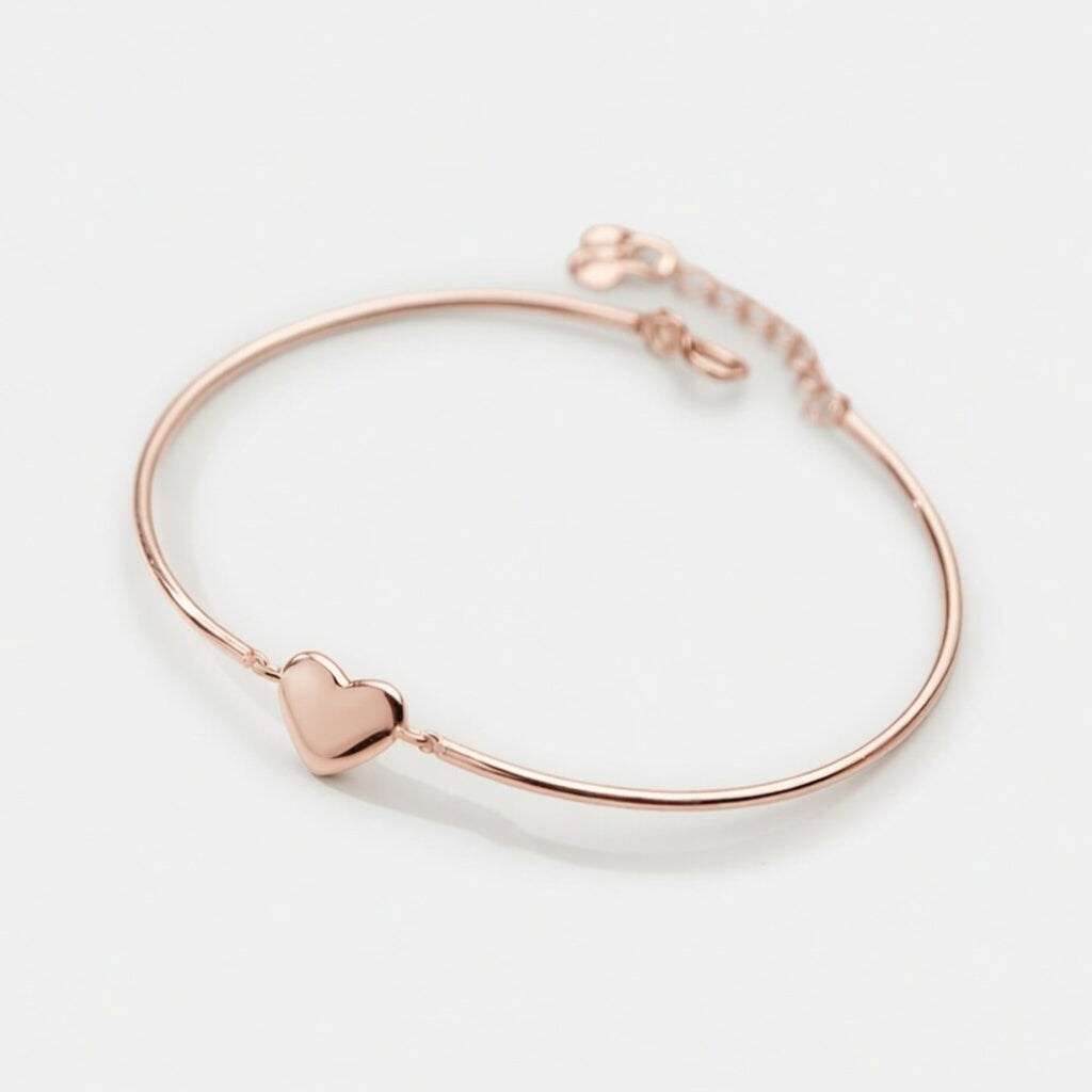 Suki - Armband med stel kedja och hjärta