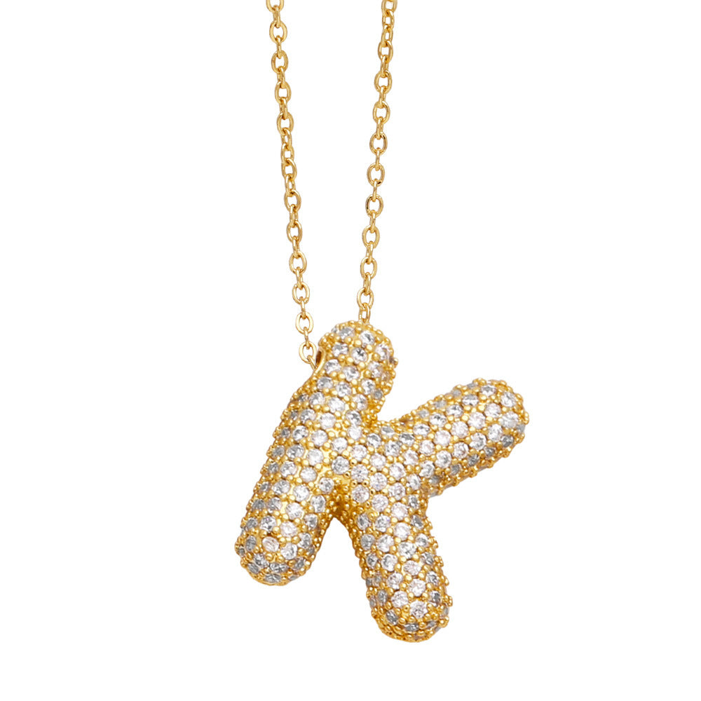 Luxe Initials - Halsband med chunky bokstavsdesign
