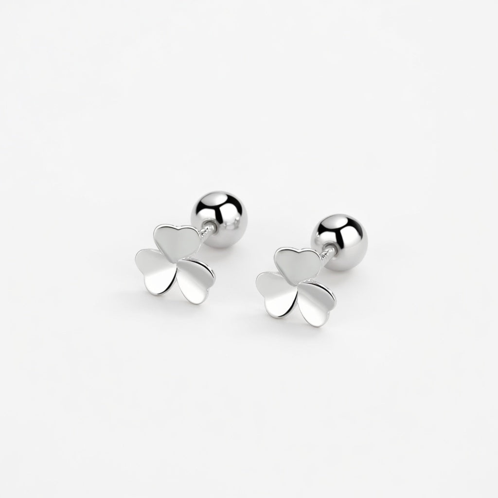 Jolie - Studs med klöver och skruvplopp