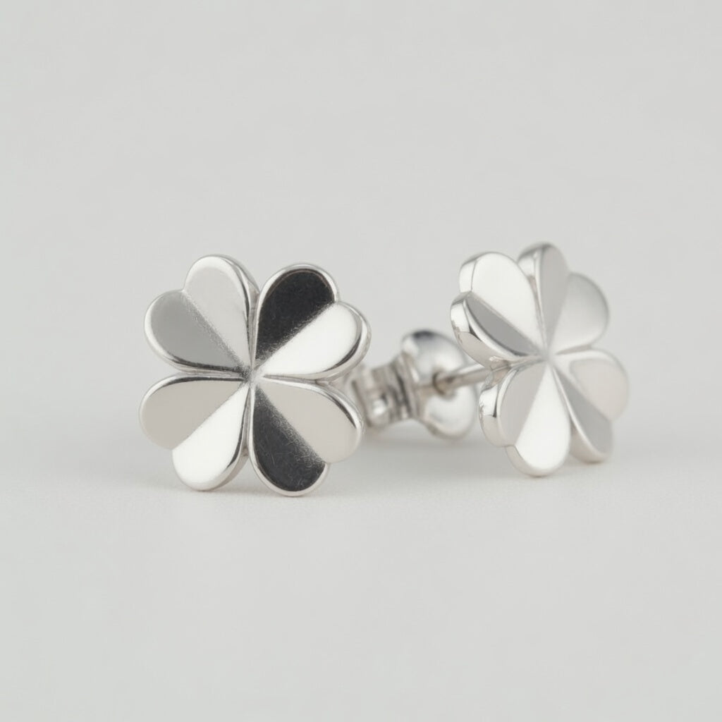 Lucky Clover - Studs med fyrklöver