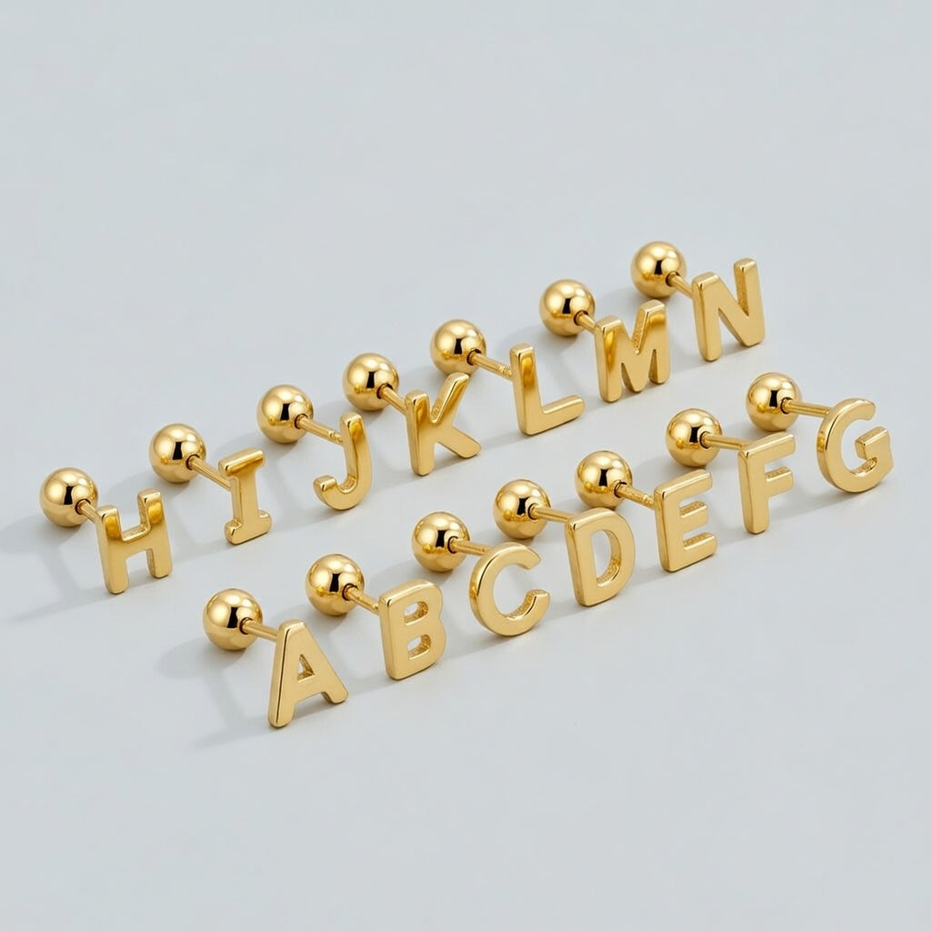 Signatur - Studs med bokstav och skruvplopp