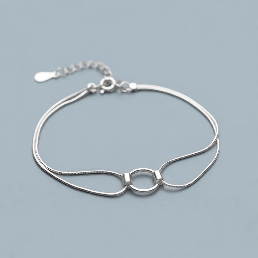 Astrid - Armband med unikt sammanlänkade kedjor