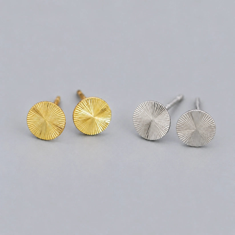 Athena - Studs med dekorativ platta