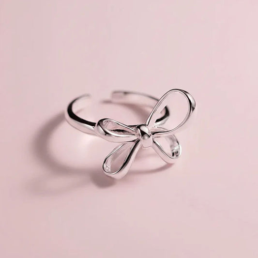 Bindy - Justerbar ring med rosett