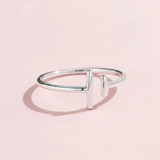 Filippa - Justerbar ring med T-form