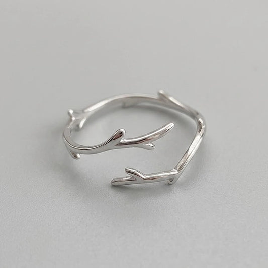 Grena – Justerbar ring med grendesign