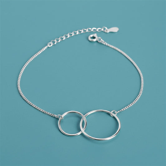 Hollow - Armband med sammanlänkande cirklar