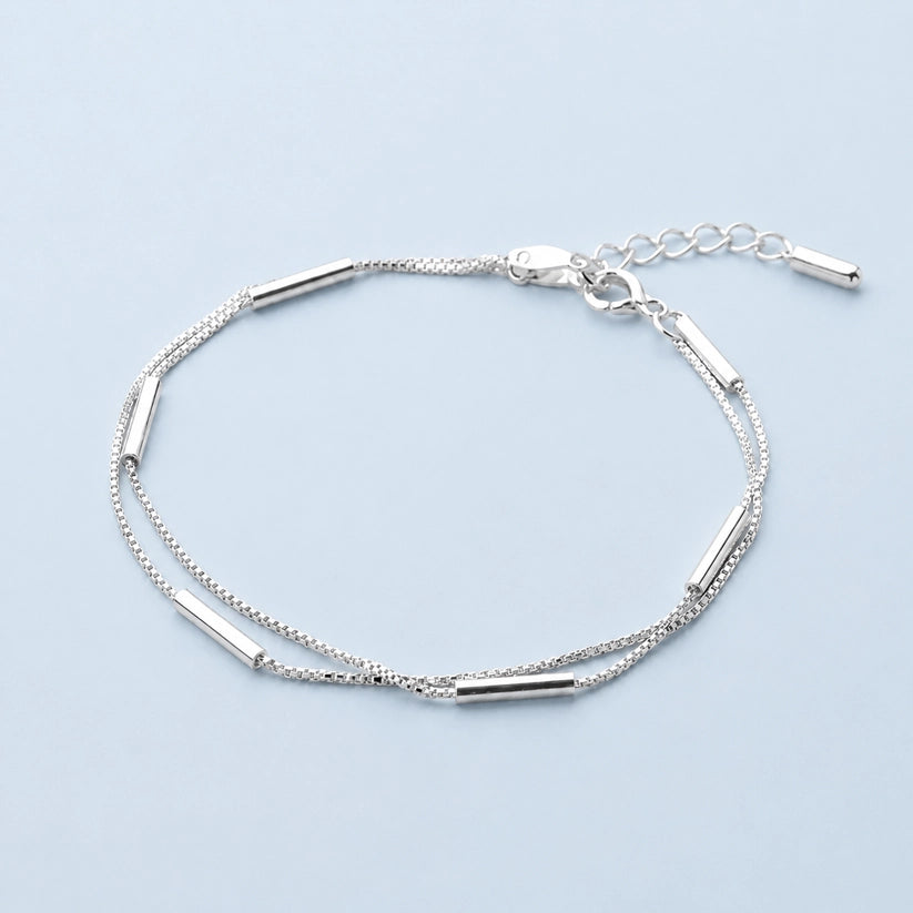 Katy - Armband med dubbla kedjor i minimalistisk stil