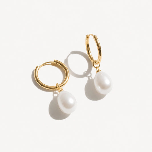 Lumo Pearl - Stilrena pärlörhängen