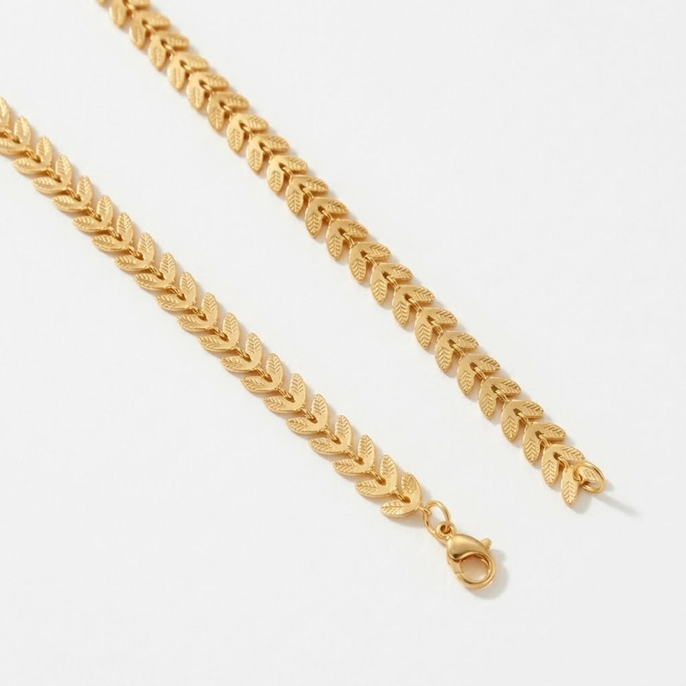 Madeline - Halsband med sammanlänkade löv