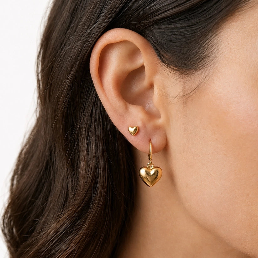Mini Charm - Små studs med hjärtmotiv
