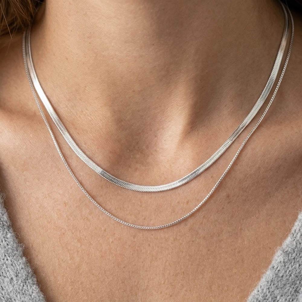 Nour - Halsband med dubbla kedjor i olika tjocklek