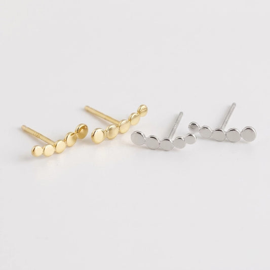 Tara - Eleganta studs med sammanlänkande cirklar