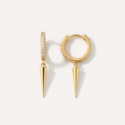 Tova - Hoops med stenar och spikedesign