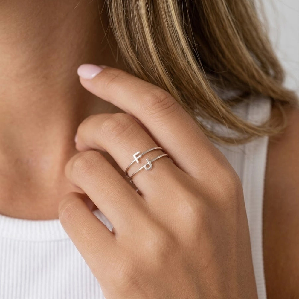 Unique – Justerbar ring med bokstav