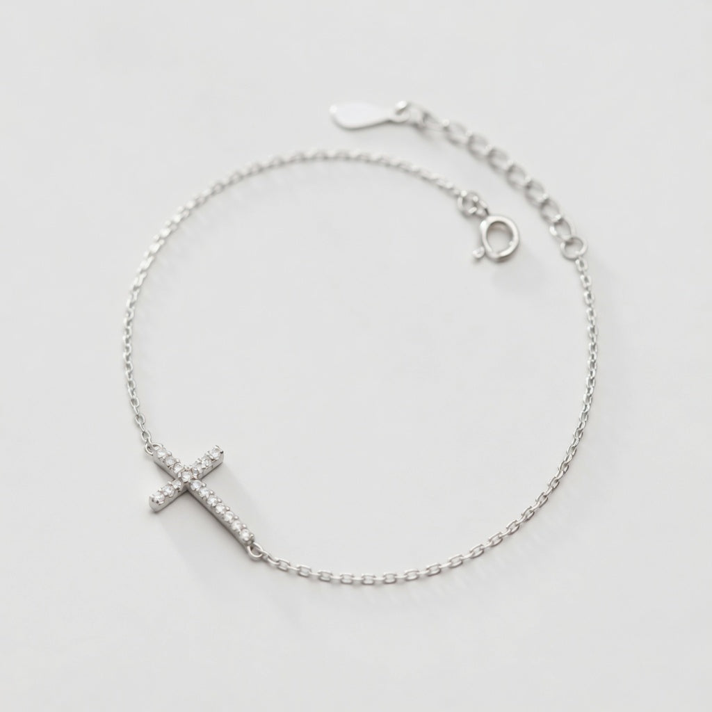 True - Armband med kors