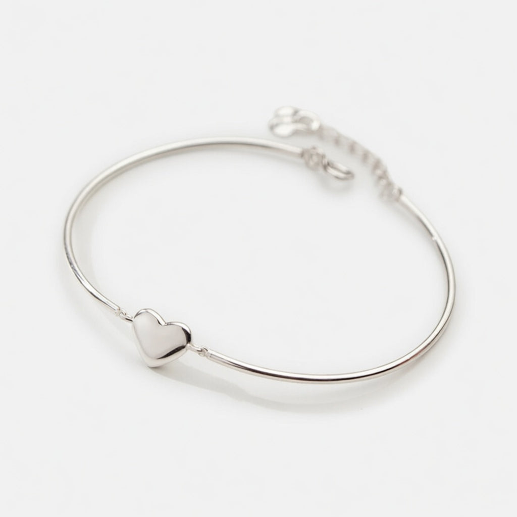 Suki - Armband med stel kedja och hjärta