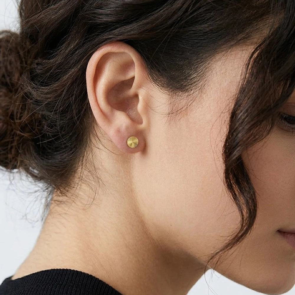 Athena - Studs med dekorativ platta