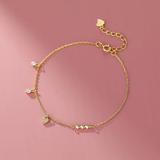 Bianca - Armband med små hjärtan och stenar