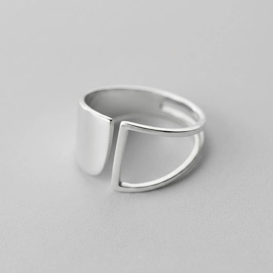 Blanka - Justerbar ring med unik ihålig design