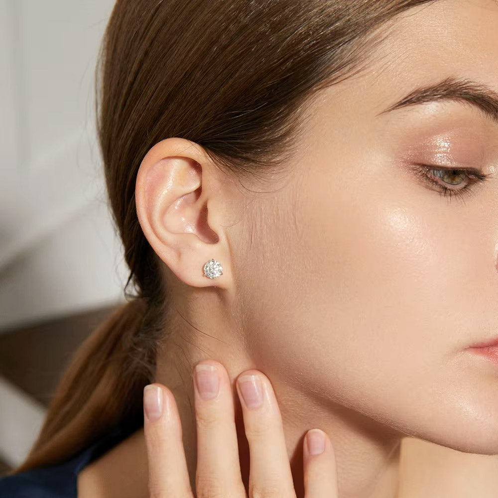 Blenda - Studs med färgglad sten