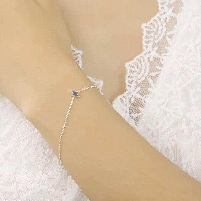 Blixtra - Armband med blixt