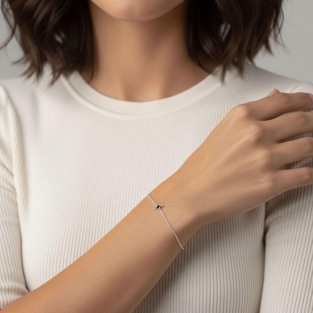 Blixtra - Armband med blixt